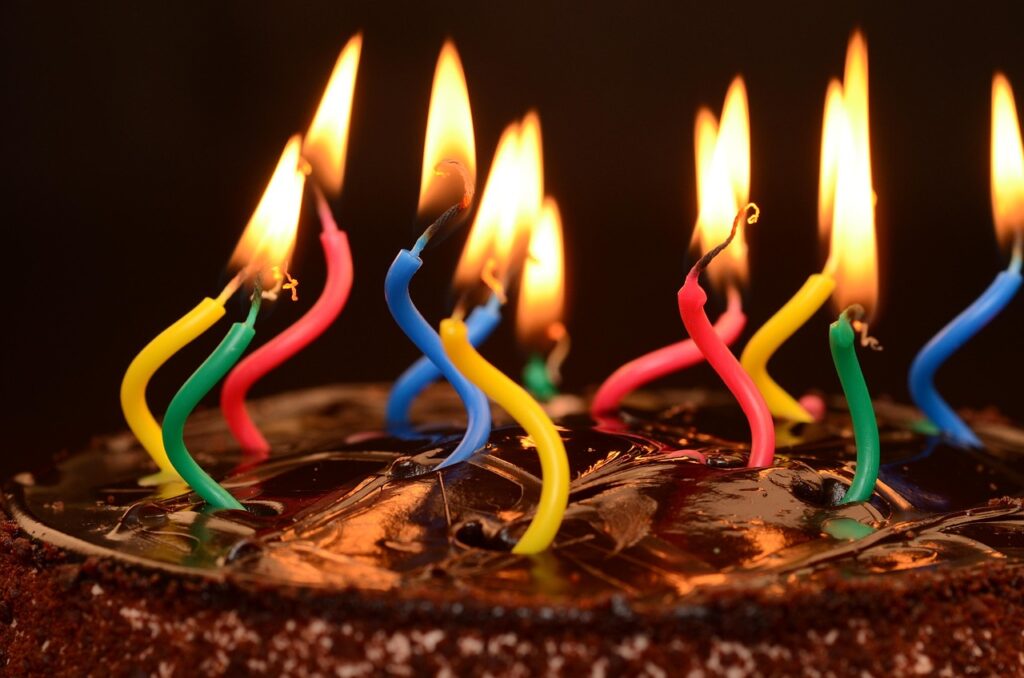 ホテルでの誕生日サプライズパックはどれが人気？