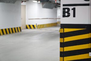 カップル旅行に最適な駐車場あり宿はどこ？
